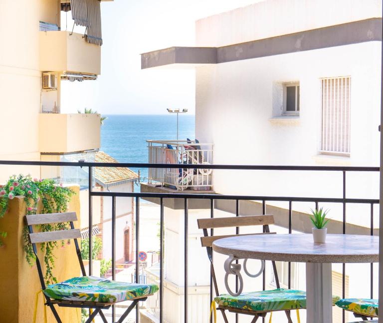 Home Victoria Playa Málaga - B&B Rincón de la Victoria