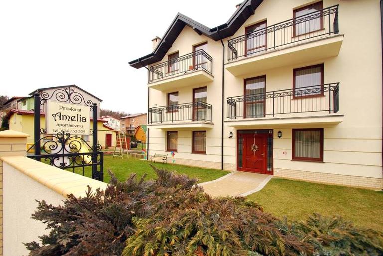 Amelia Apartamenty - sala zabaw, 2 sypialnie, garaż podziemny - Bed and Breakfast Władysławowo