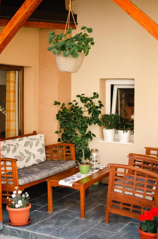 Apartman Mina 1 - B&B Vrdnik