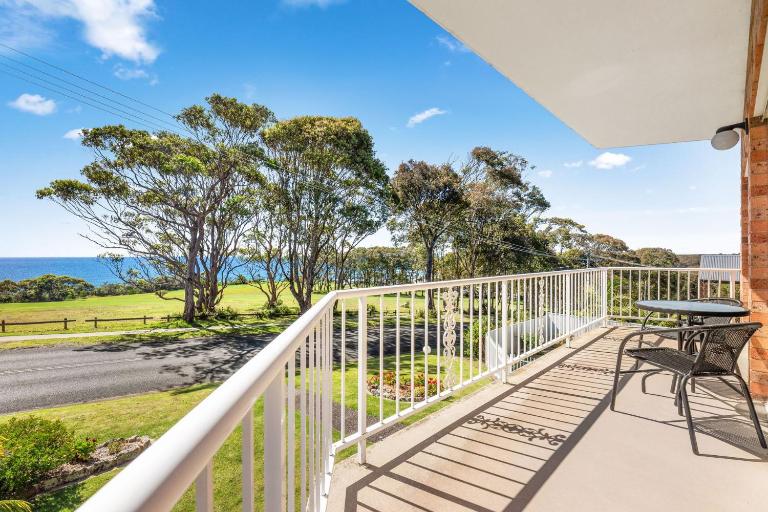 Unit 2 12 Ballingalla Apartments - Chambres d'hôtes Narooma
