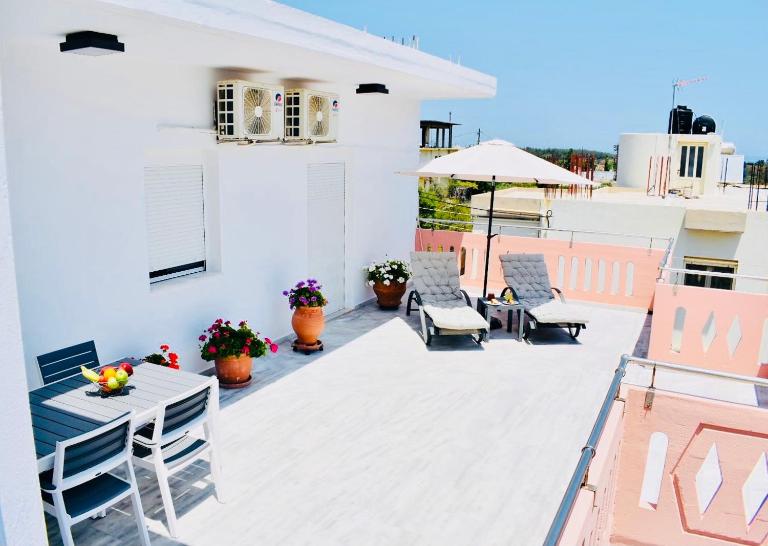 Cozy Renovated Apartment "Filoxenia" - B&B Kato Daratso