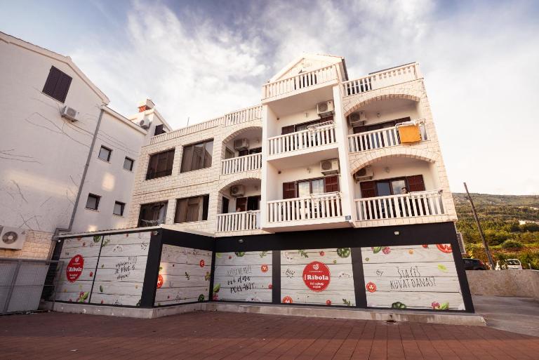 Apartmani Baki - Chambres d'hôtes Podstrana