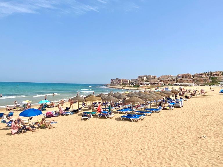 La Mata beach apartment Torrevieja - B&B Torrelamata