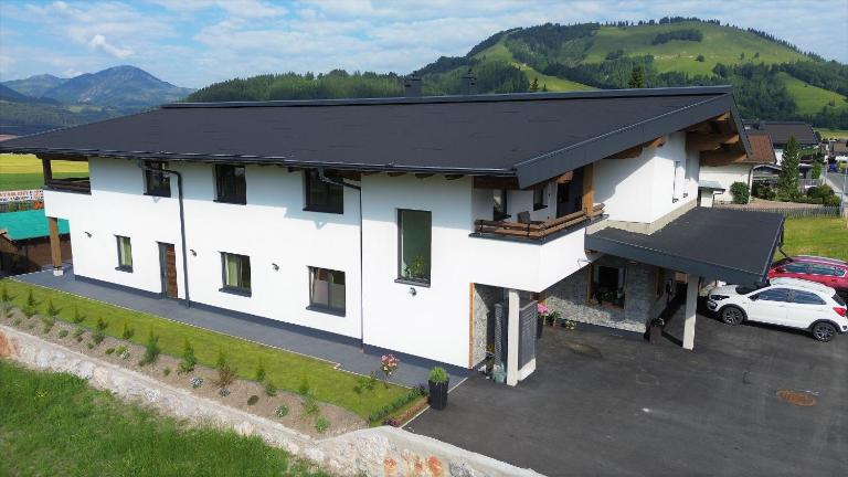 Appartements Plus - Bed and Breakfast Hochfilzen