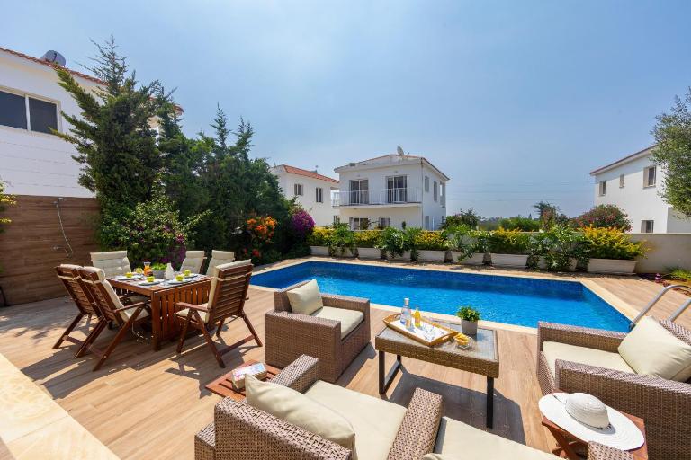 Napa Bay View Villa 8 - Ferienwohnung Agia Napa