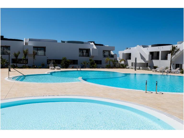 Casa Tiare - Roof Top - by FTV Holidays Homes - B&B La Oliva