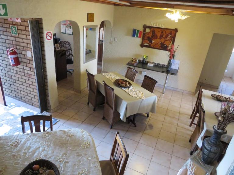 Kgatholoha guest house - B&B Klerksdorp
