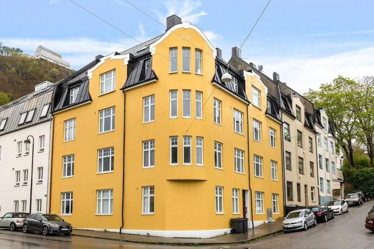 Apartment in best city center - Chambres d'hôtes Ålesund