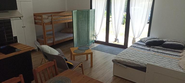 Sous l'arbre aux papillons - Bed and Breakfast Roaillan
