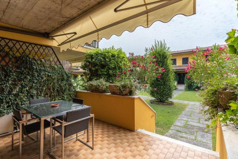 Casa Arena Pool Patio Pet friendly LAKE - Chambres d'hôtes Sirmione