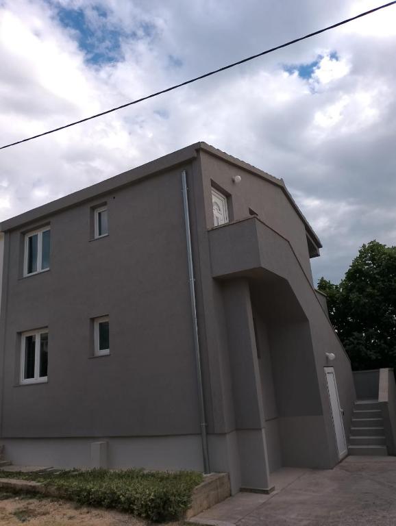 Vini - Bed and Breakfast Kruševo