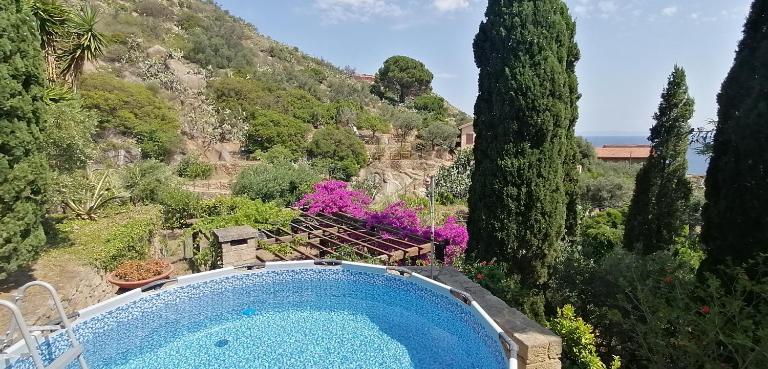 Villa Cipresso - B&B Giglio Porto