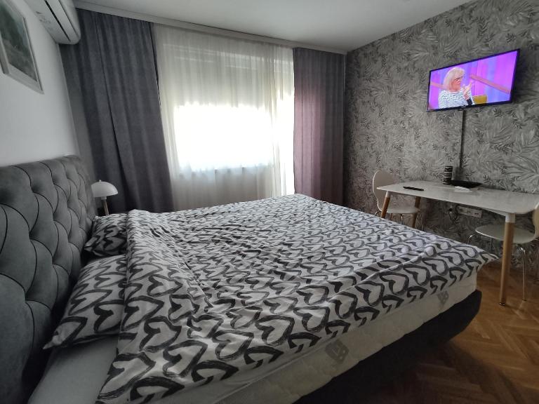 Stan na dan Brcko MBRadic zgrada - B&B Brčko
