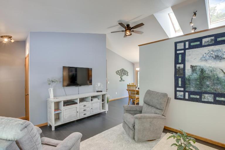 Secluded Wautoma Home w/ Fire Pit! - B&B Wautoma