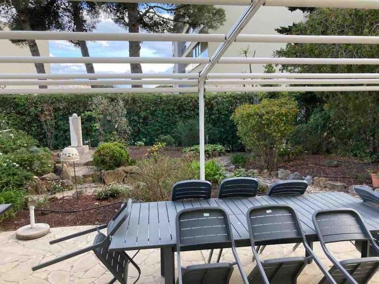 Le Papounet Appartement - Maison de 150m2 à 500m de la plage et du centre ville - Chambres d'hôtes Canet-en-Roussillon