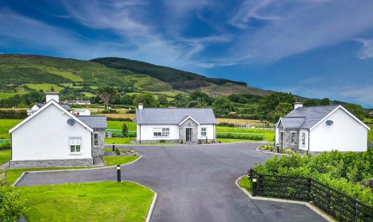 Clonlum Holiday Cottages - B&B Newry