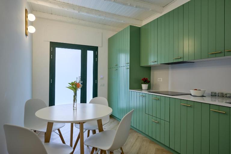 CAMERANOAPARTMENTS - L'Angolo della Piazza - Ferienwohnung Camerano