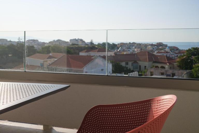 Sky-High Central Penthouse w. Stunning Views - 03 - Chambres d'hôtes La Canée