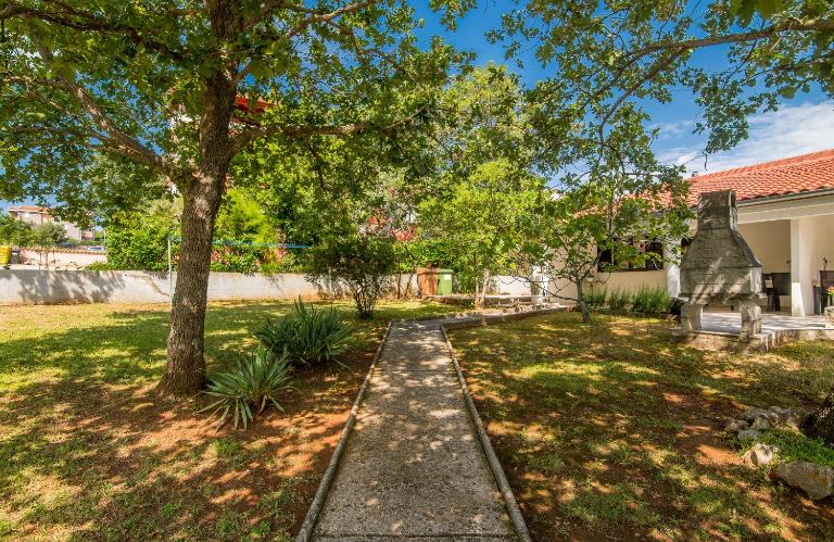 Apartment Dinka - B&B Čižići
