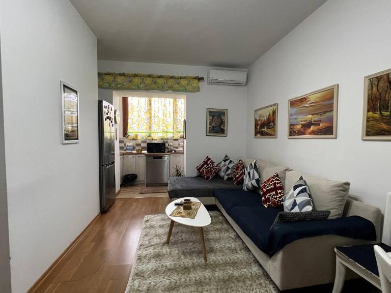 Cozy Nest Ledi - B&B Tirana