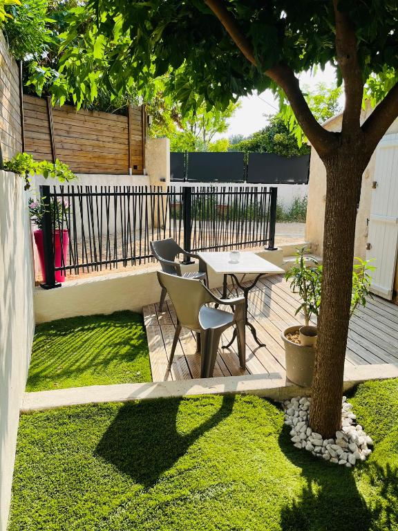 Au charme provençal - B&B Allauch
