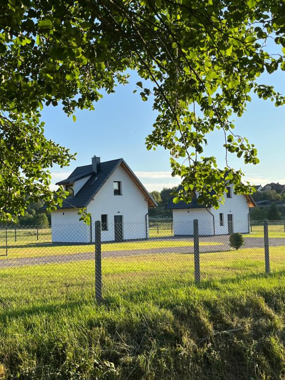Białe Domki - B&B Bytów