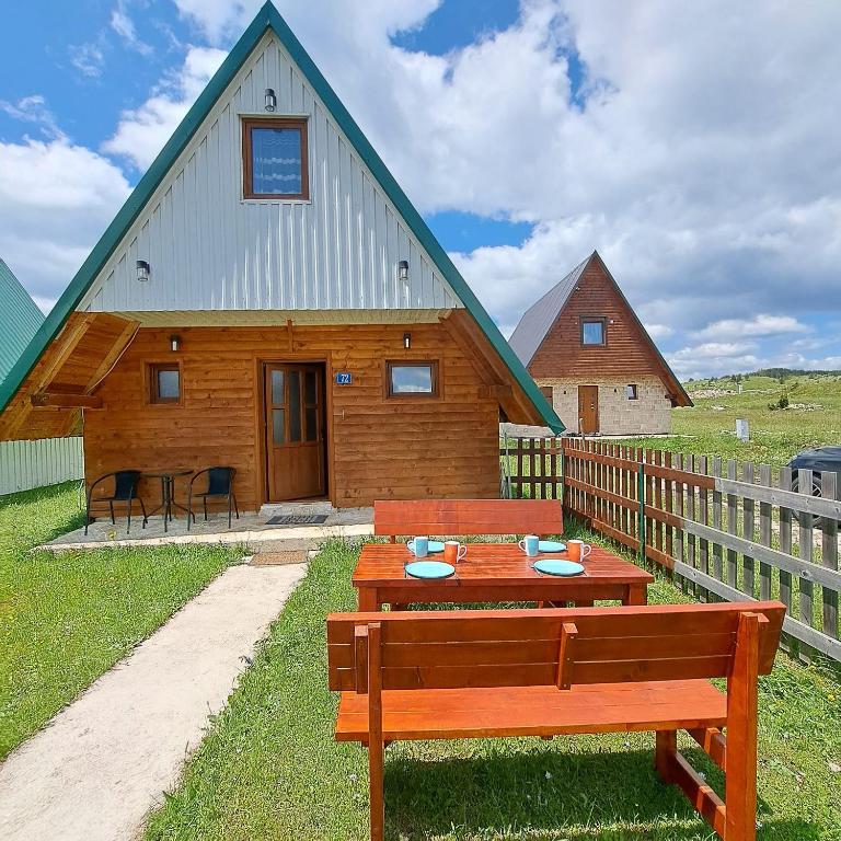 Holiday home Mountain sight - B&B Zabljak