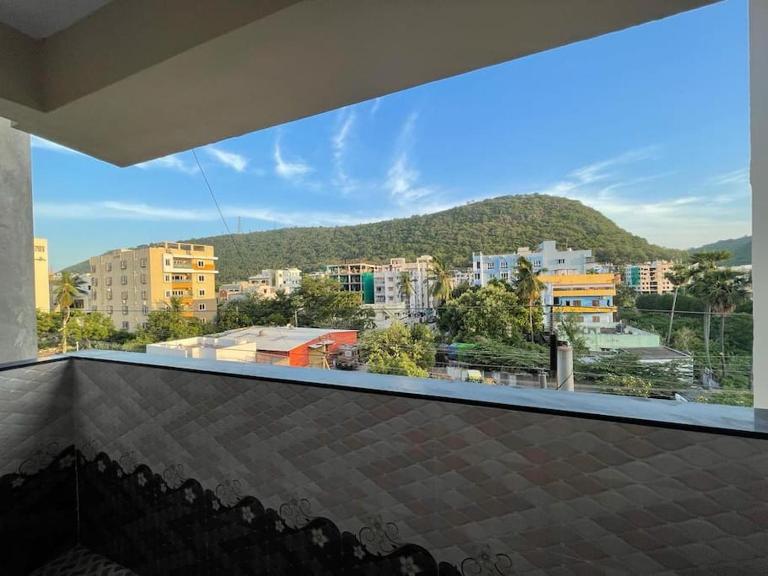 Servostay New 2 BHK Fully Furnished Near Beach in Vizag - 3rd Floor - B&B Rasapūdipalem