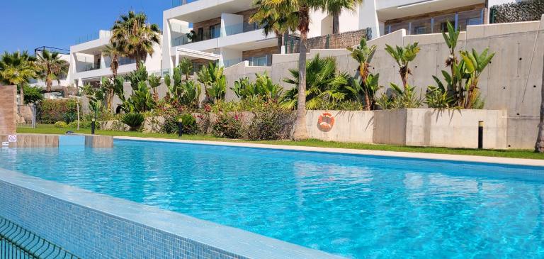 Apartamento con gran jardín privado cerca Benidorm - B&B Finestrat