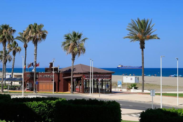 MojacarProperty, Apto En Puerto Deportivo Garrucha - B&B Garrucha