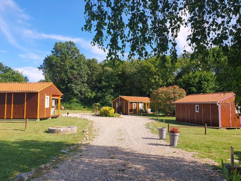 Les Chalets du Quignon - B&B Autry-le-Châtel