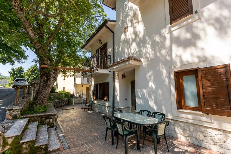Casa vacanze “Le noci” - B&B Sant'Eufemia a Maiella