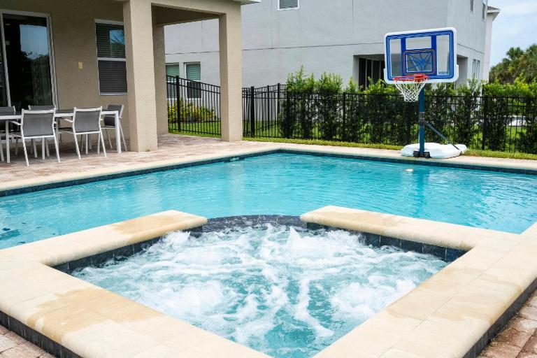 Charming Home with Private Pool at Encore Resort - B&B Orlando