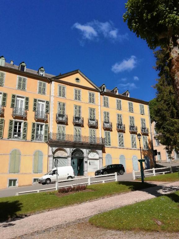 Appartement T2 eaux-bonnes - Bed and Breakfast Eaux-Bonnes