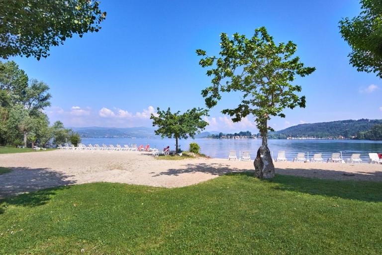 Lake Maggiore 2 Minutes Apartment - B&B Dormelletto
