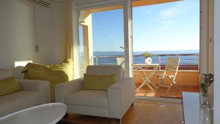 Apartment Lara - B&B Makarska