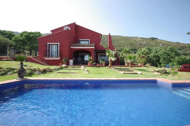 Villa Victoria con piscina - Chambres d'hôtes Tarifa