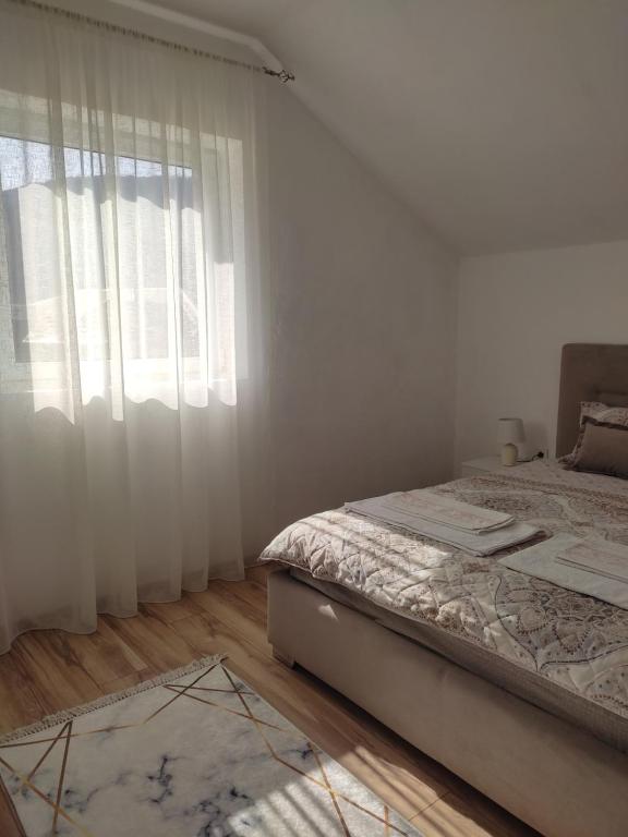 Apartment La Casa - B&B Plužine
