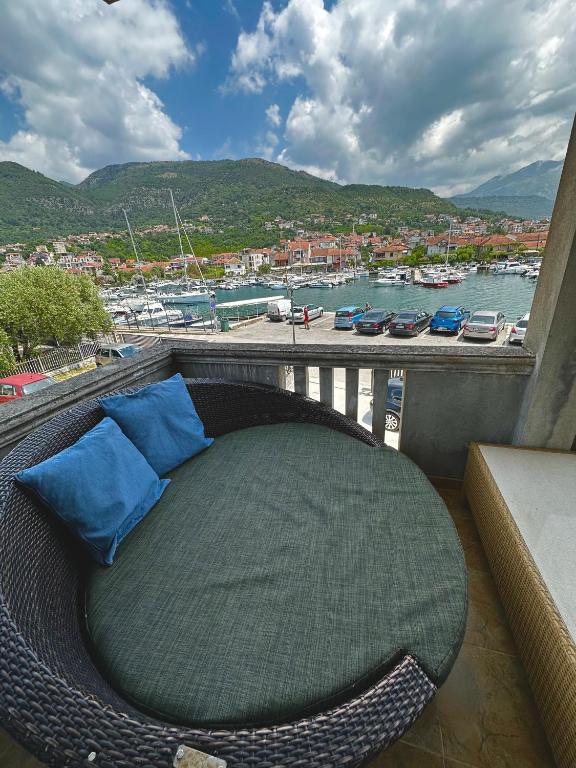 Villa Nela - Bed and Breakfast Tivat