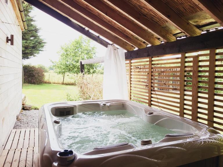 Out & LODGE Les Spirous - Ferienwohnung Les Géronsarts