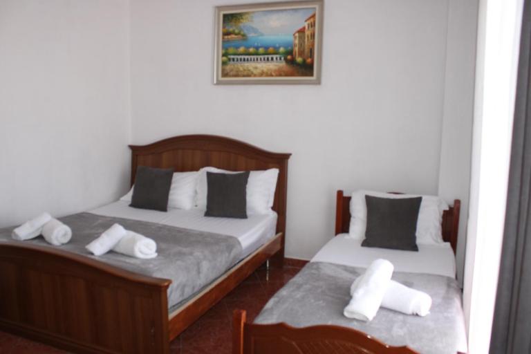 Deni Family Apartament - Ferienwohnung Tirana