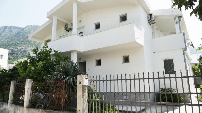 Apartmani Scepanovic - Ferienwohnung Sutomore