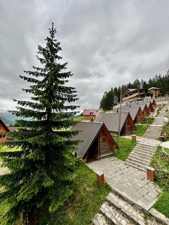 Hotel Te Liqeni - Ferienwohnung Peja