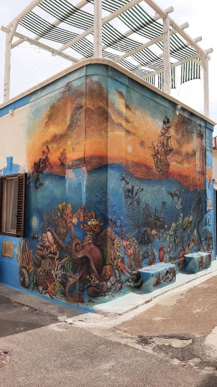 Home Consoli Aquarium - B&B Torre Canne