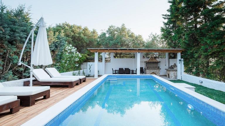 Callisto Private Pool Villa, Pefkohori - B&B Pefkochori