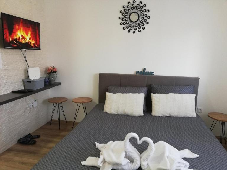 Studio ISKRA Novi Sad - Bed and Breakfast Pasuljište