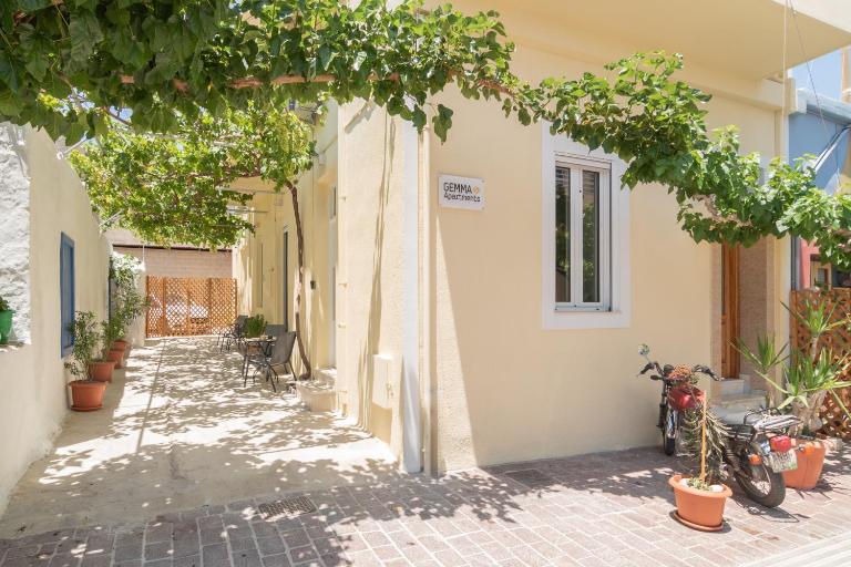 Gemma Apartments - B&B Palaióchora