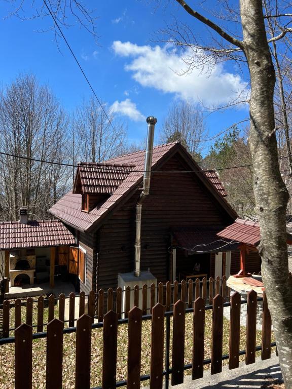 Vila Kanadeze Razem - Ferienwohnung Koplik