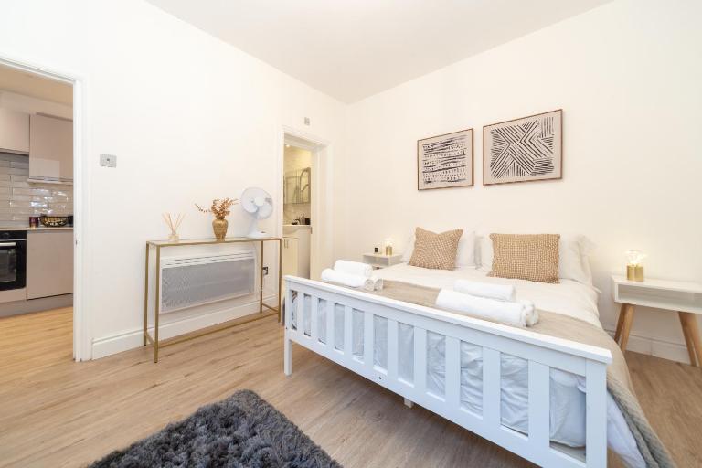 Kensington luxury flat with patio - Ferienwohnung London