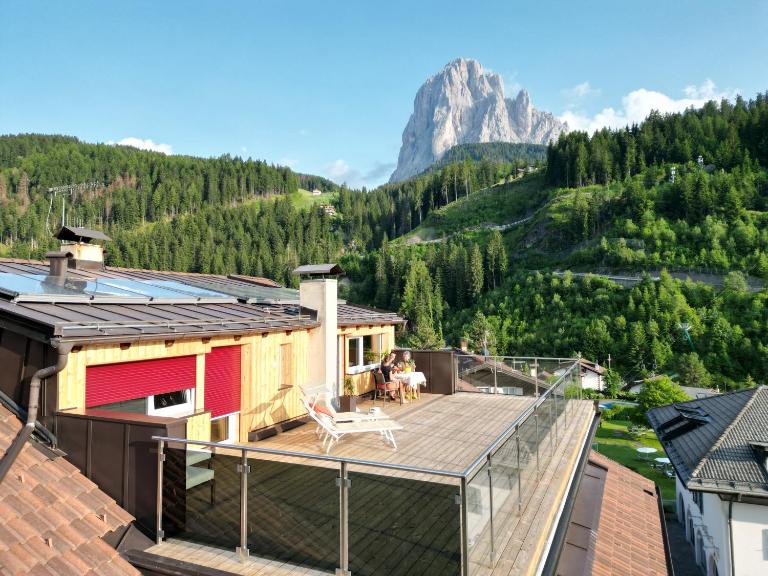 Apartments Heritage House Margherita - B&B Santa Cristina Valgardena
